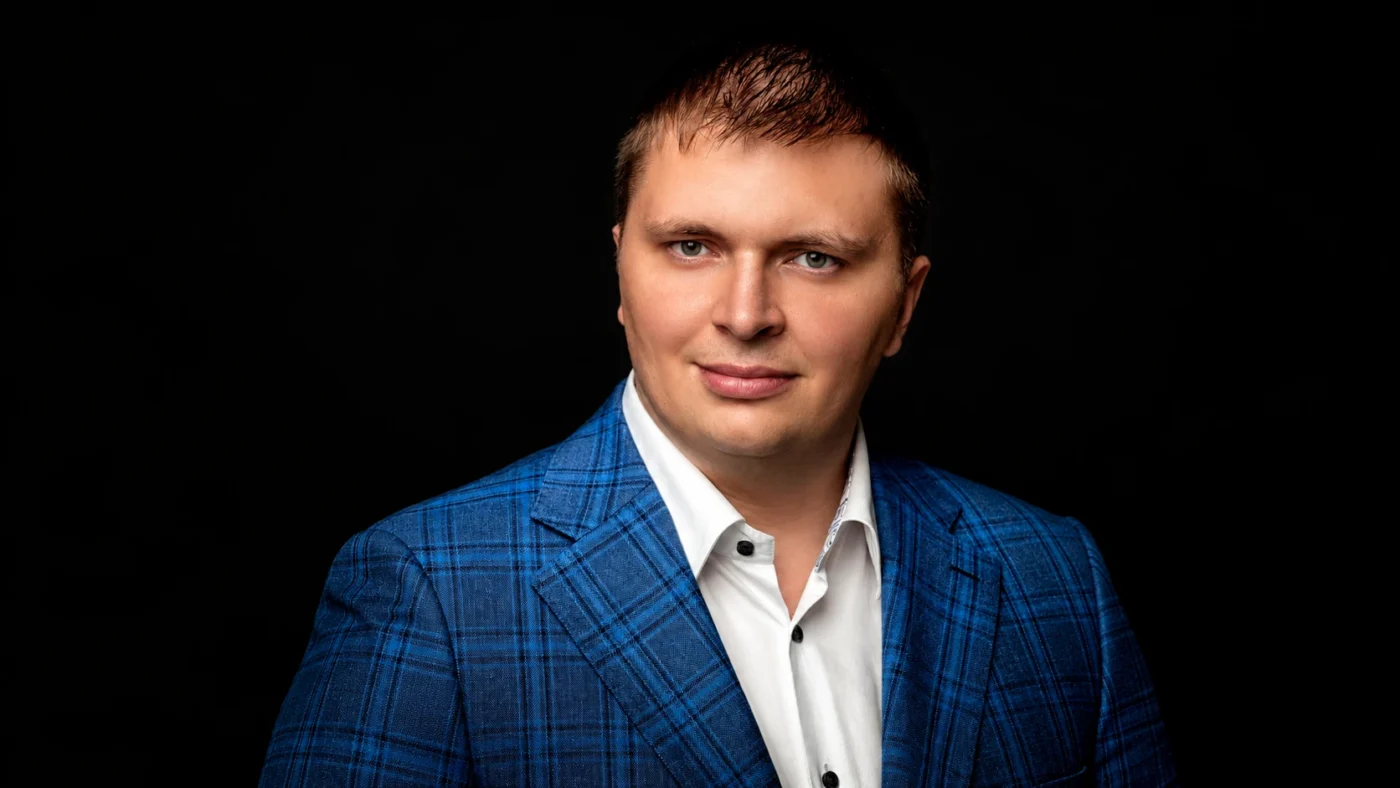 Łukasz Wudyka - 10 lat budowania potęgi w SEO, 25 tysięcy obserwujących i kilkanaście marek. Przedsiębiorca, który nie uznaje półśrodków